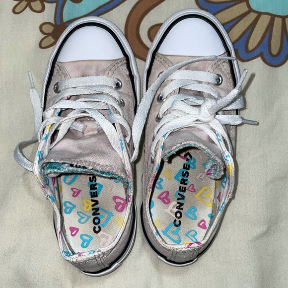 Girls Converse - Picture 8 of 9